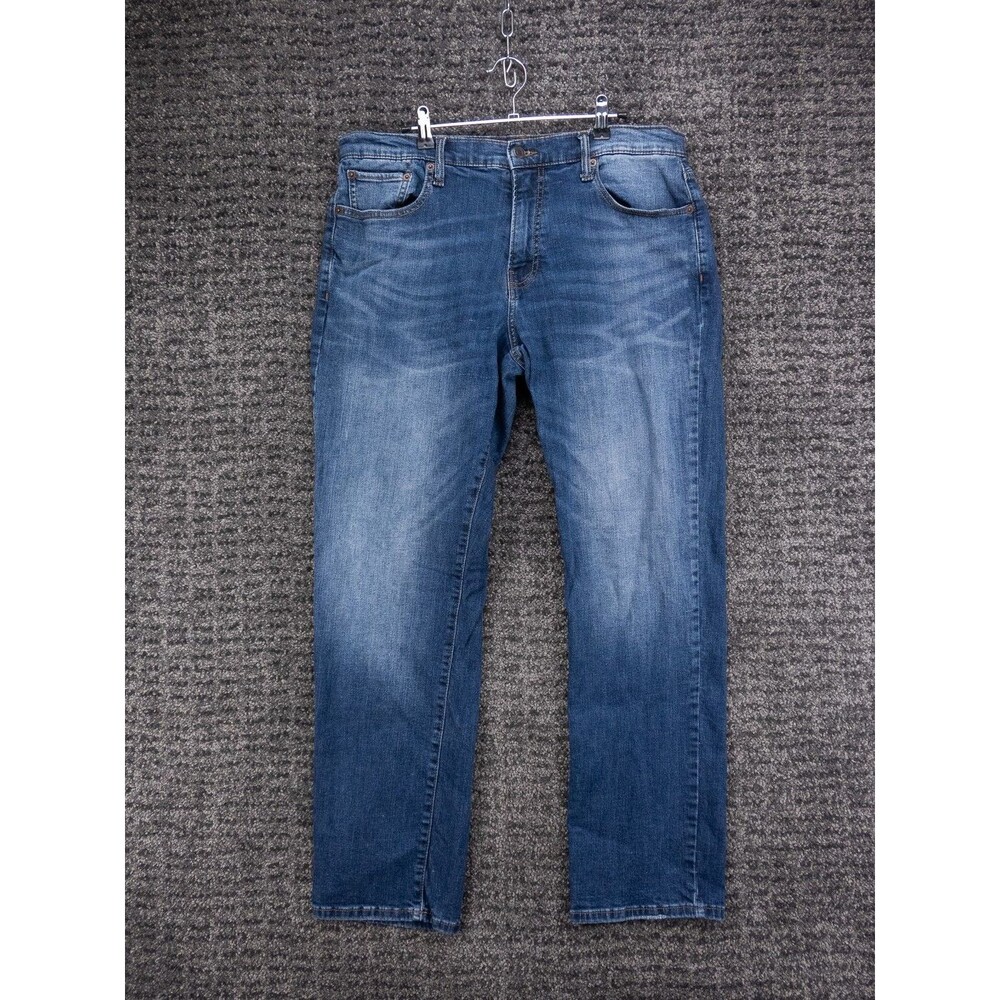 Lucky Brand Jeans Mens 34x32 Actual 34x31 410 Athletic Straight Distressed Denim